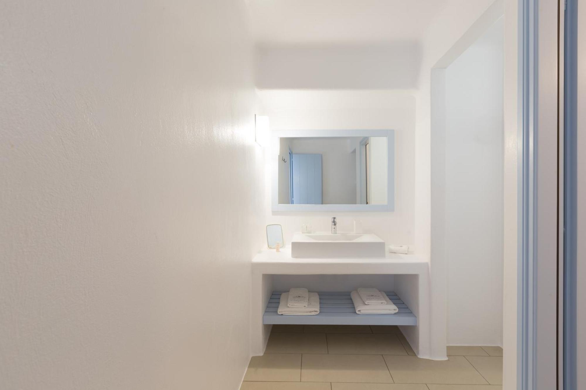 Calme Boutique Hotel - Adults Only Driósz Kültér fotó